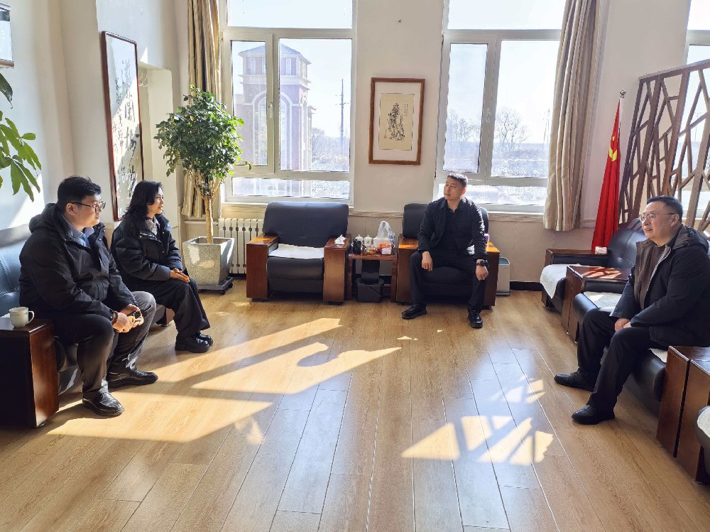 数智赋能 提质增效｜北京必赢net.95集团赴昌图实验中学教育集团考察交流